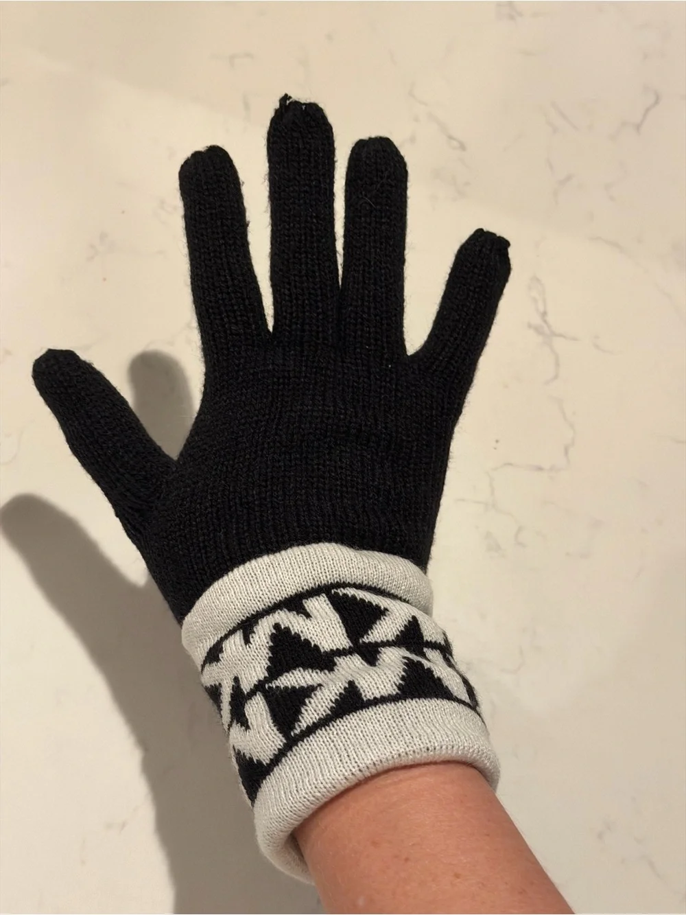 Michael Kors knit gloves